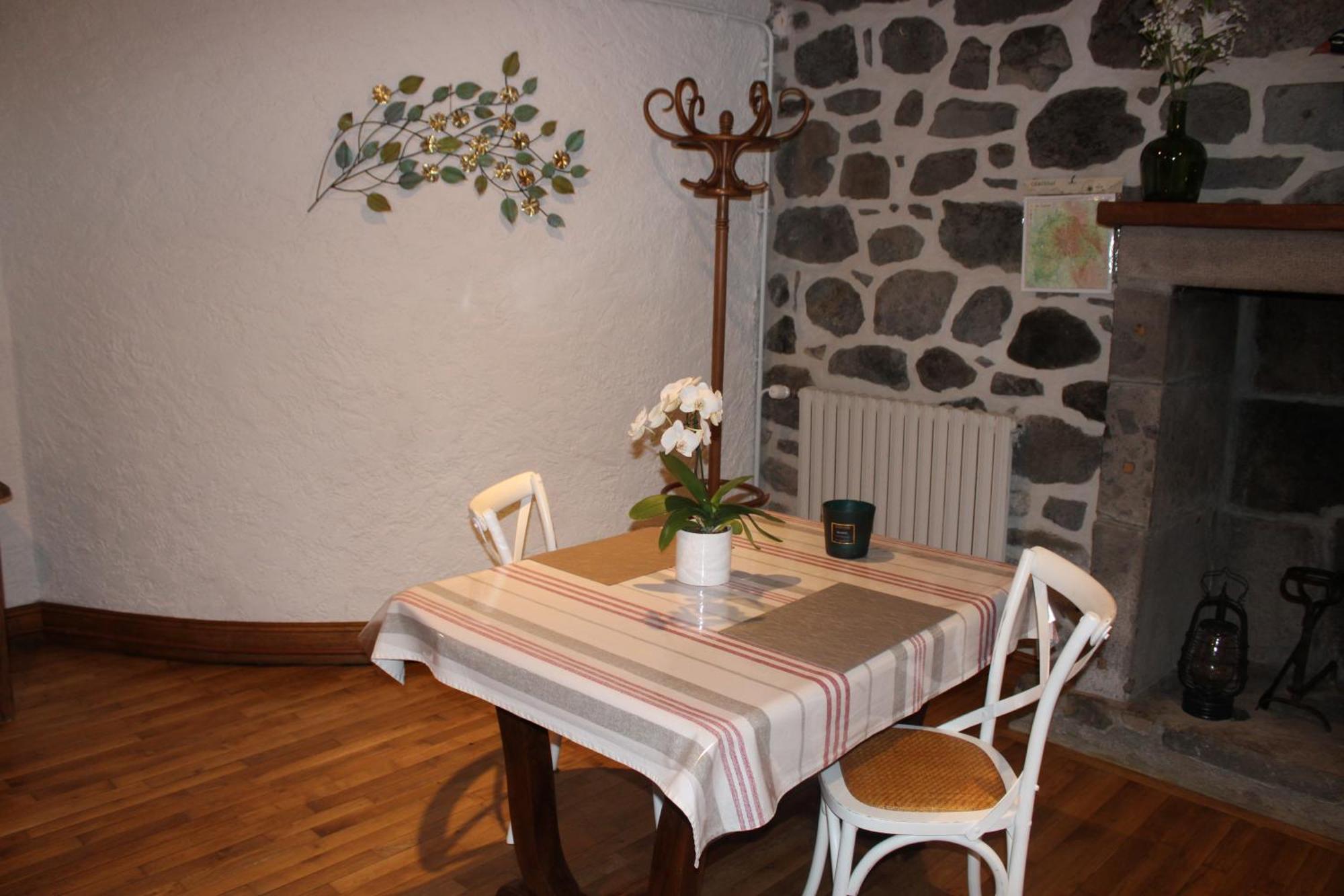 Chambre D'Hotes De Curieres Cheylade Extérieur photo